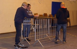 Mise en place des supports des arcs des compétiteurs