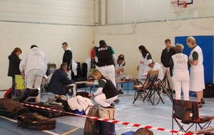 Les archers et leurs matériels à l'abri